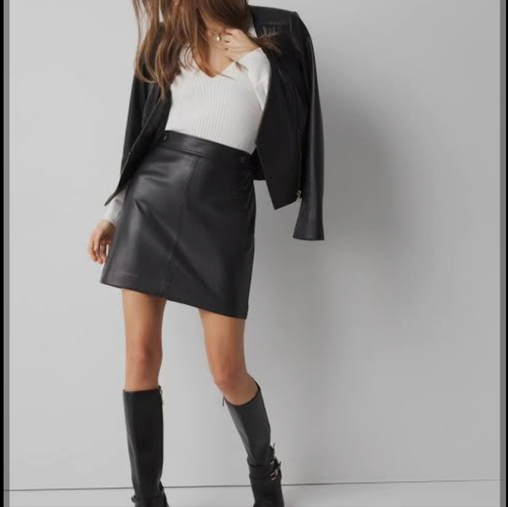 White House Black Market Sleek Black Pencil Skirt